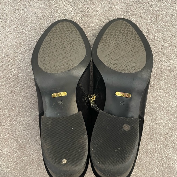 Ralph Lauren “Damara” leather & suede bootie size 9. - Picture 5 of 7